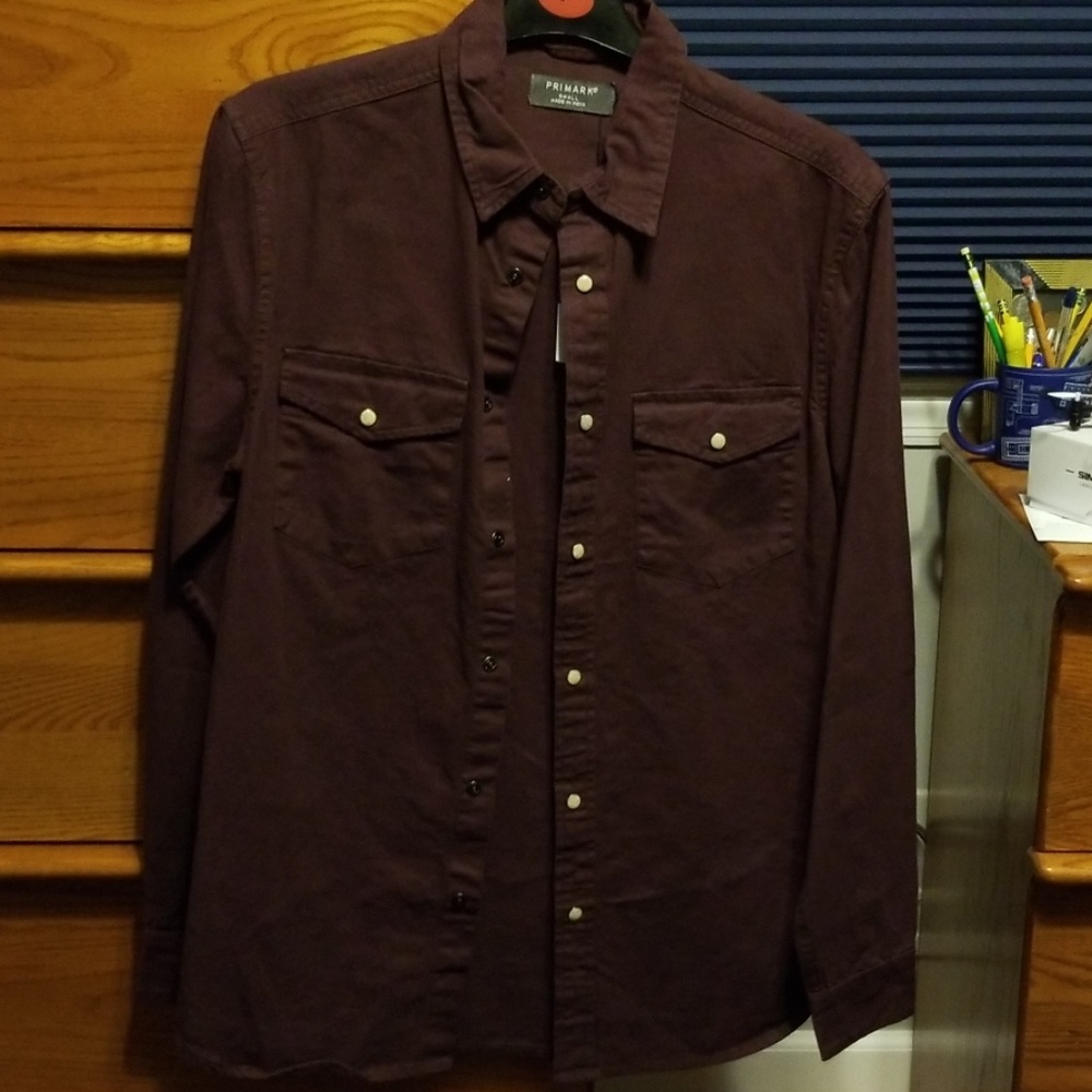 Button down shirt maroon/ burgundy